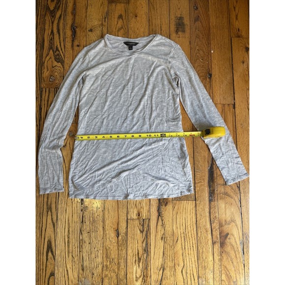 Women’s Banana Republic XS Gray Blouse - Picture 4 of 4